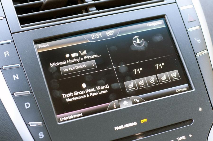  Lincoln MKZ 2013 года  (фото 18 из 65)